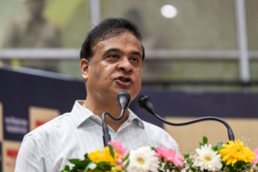 মধ্য গুৱাহাটীৰ অজাপ প্ৰাৰ্থী কুংকী চৌধুৰীৰ বিৰুদ্ধে মুখ্যমন্ত্ৰীৰ চাঞ্চল্যকৰ অভিযোগ