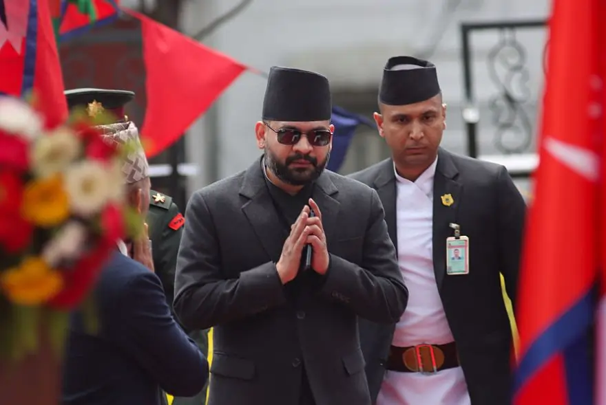 বলেন্দ্ৰ শ্বাহ চৰকাৰৰ বিৰুদ্ধে জনসাধাৰণৰ ক্ষোভ; গৃহমন্ত্ৰীৰ ‘অবৈধ লেনদেন’ক লৈ প্ৰতিবাদ