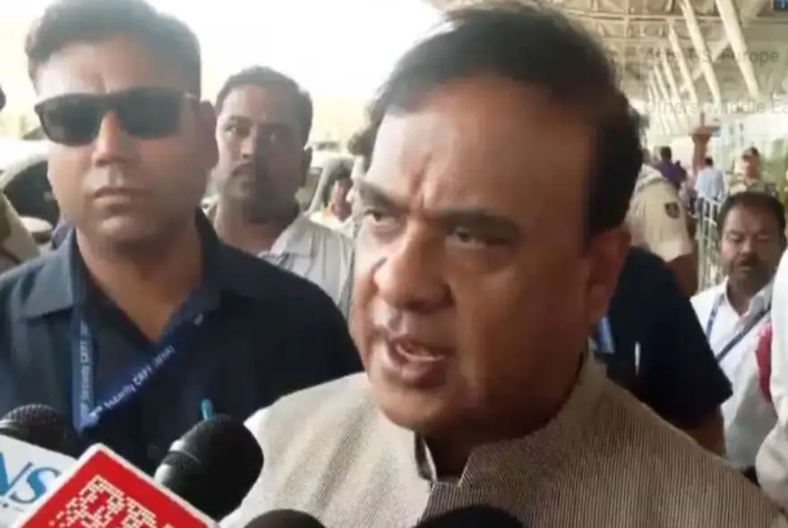 আইনে আইনৰ মতে কাম কৰি যাব: পৱন খেৰাৰ ট্ৰানজিত জামিনত উচ্চতম ন্যায়ালয়ৰ স্থগিতাদেশৰ পিছত মুখ্যমন্ত্ৰীৰ মন্তব্য