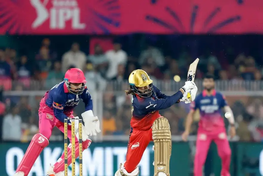 ৰাজস্থান ৰয়েলছৰ সন্মুখত RCB-এ বান্ধি দিলে ২০২ ৰানৰ লক্ষ্য...