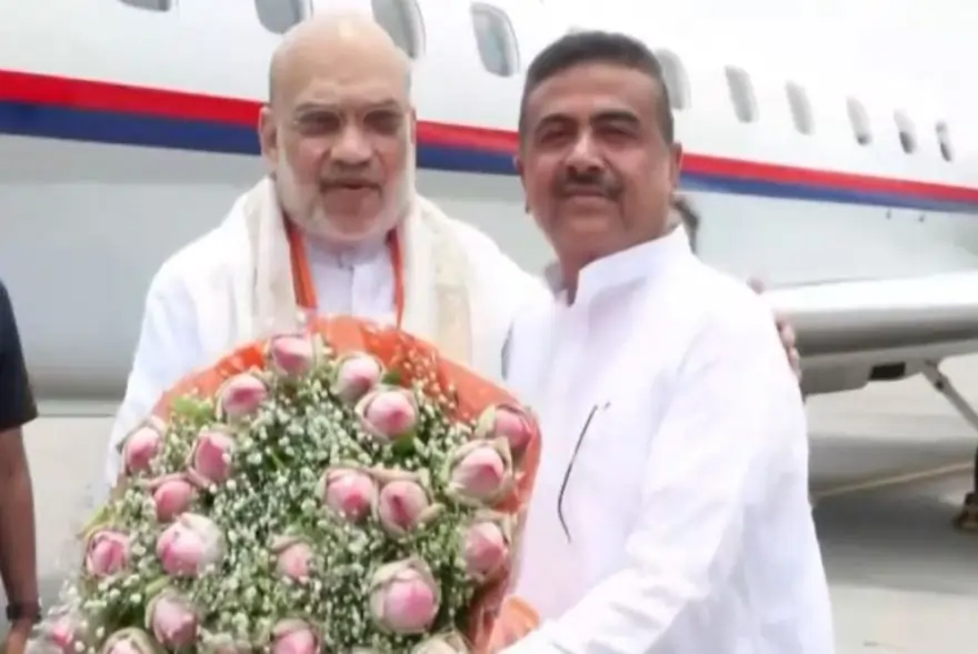 বংগত বিজেপিৰ ঐতিহাসিক উত্থান: চৰকাৰ গঠনৰ ব্লুপ্ৰিণ্ট যুগুতাবলৈ কলকাতাত অমিত শ্বাহ