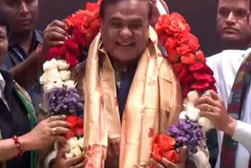 মঙলবাৰে শপত গ্ৰহণ : কোন হ’ব হিমন্ত বিশ্ব শৰ্মাৰ নতুন কেবিনেটৰ অংশীদাৰ ? আজি নিশা চূড়ান্ত হ’ব তালিকা