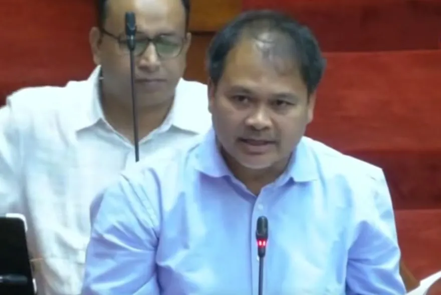 “UCC-এ মানুহৰ ব্যক্তিগত জীৱনৰ ‘চোৰাংচোৱাগিৰি’ৰ অনুমতি দিবঃঅখিল গগৈ