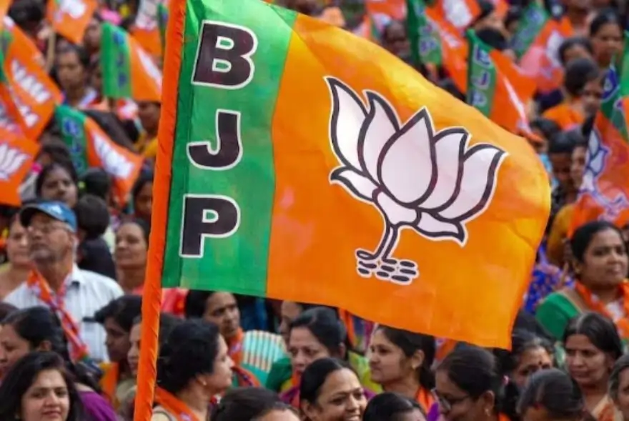 বিজেপিয়ে সলনি কৰিলে ৪ ৰাজ্যৰ নেতৃত্ব