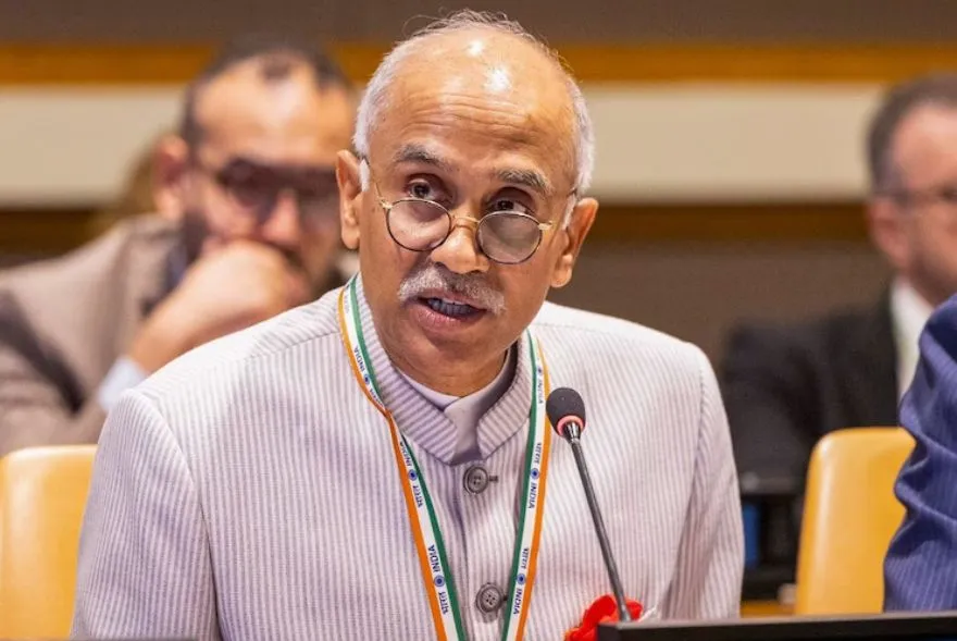 'নৰহত্যাৰ ইতিহাস থকা এখন দেশে কাশ্মীৰক লৈ উপদেশ দি আছে'; ৰাষ্ট্ৰসংঘত পাকিস্তানক তীব্ৰ সমালোচনা ভাৰতৰ