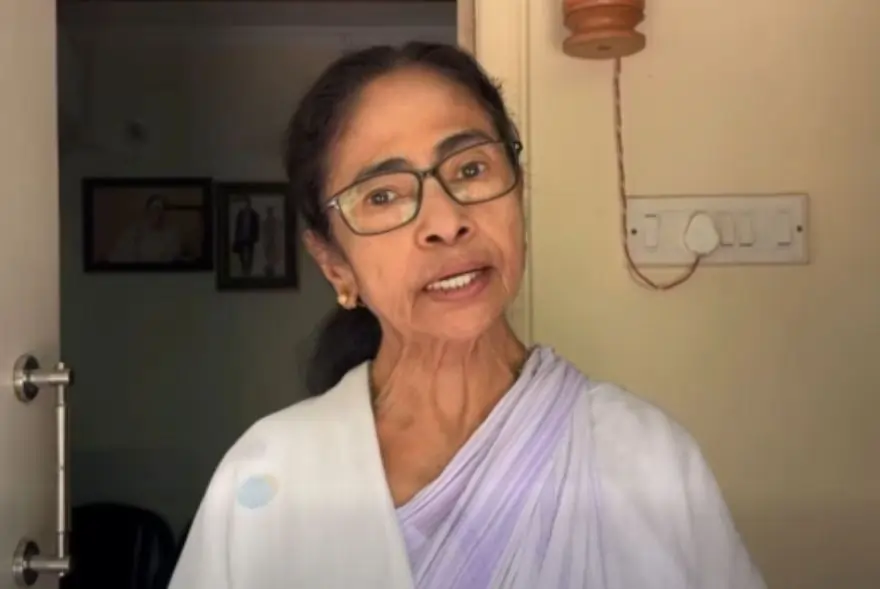 আমি নিৰ্বাচনত পৰাজিত হোৱা নাইঃ পদত্যাগ নকৰে মমতা বেনাৰ্জীয়ে