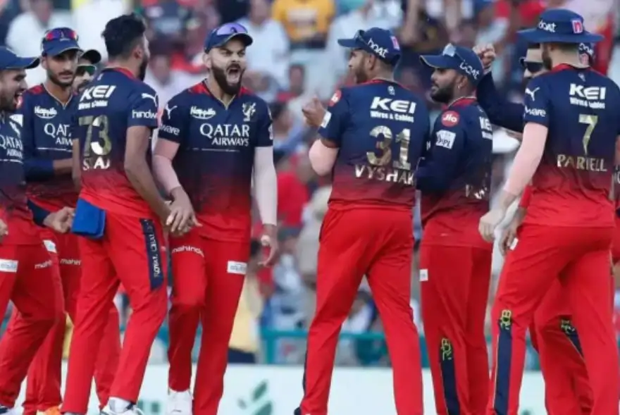 আই পি এল ২০২৬: লীগ পৰ্যায় সমাপ্ত, কোৱালিফায়াৰত পৰাস্ত হ’লেও ফাইনেলৰ দৌৰত থাকিব গুজৰাট-বেংগালুৰু