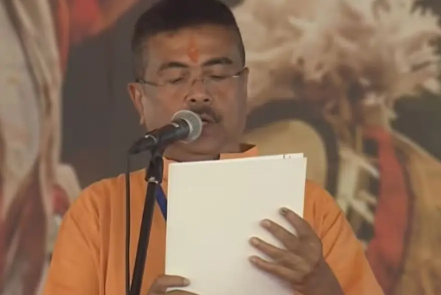 মুখ্যমন্ত্ৰী হিচাপে শুভেন্দু অধিকাৰীৰ শপত গ্ৰহণ, হিমন্ত বিশ্ব শৰ্মাৰ অভিনন্দন
