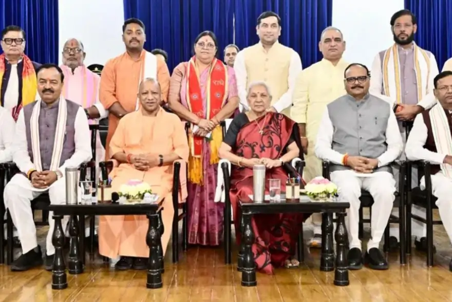 যোগী মন্ত্ৰীসভাৰ মেগা সম্প্ৰসাৰণ: ভূপেন্দ্ৰ চৌধুৰী আৰু মনোজ পাণ্ডেৰ লগতে কেইবাজনো নতুন মুখ অন্তৰ্ভুক্ত