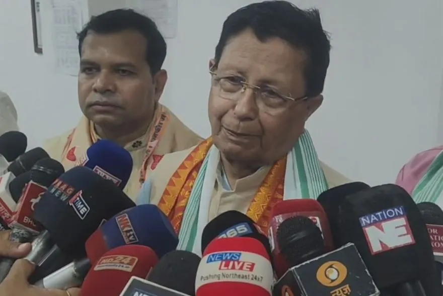‘চৰ-চাপৰি মানুহেহে অসমীয়া ভাষা-সংস্কৃতি জীয়াই ৰাখিছে’; অসম সাহিত্য সভাৰ সভাপতি বসন্ত কুমাৰ গোস্বামীৰ