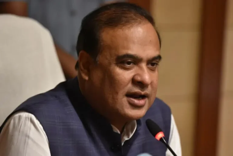 অসম হ’ব দেশৰ নতুন 'ছেমিকণ্ডাক্টৰ হাব', নৱেম্বৰৰ পৰাই বিশ্ববজাৰলৈ যাব টাটাৰ চিপ