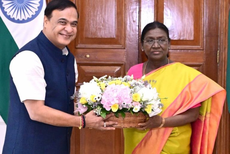 ৰাষ্ট্ৰপতি দ্ৰৌপদী মুৰ্মুলৈ জন্মদিনৰ শুভেচ্ছা জ্ঞাপন মুখ্যমন্ত্ৰী ড০ হিমন্ত বিশ্ব শৰ্মাৰ
