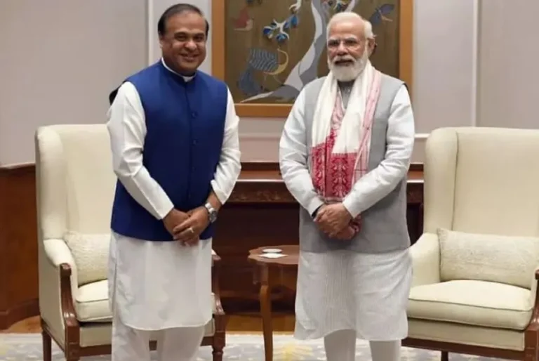 “প্ৰধানমন্ত্ৰী গৰাকীয়ে দিল্লীক অসমৰ কাষ চপাই আনিছে”; মুখ্যমন্ত্ৰী
