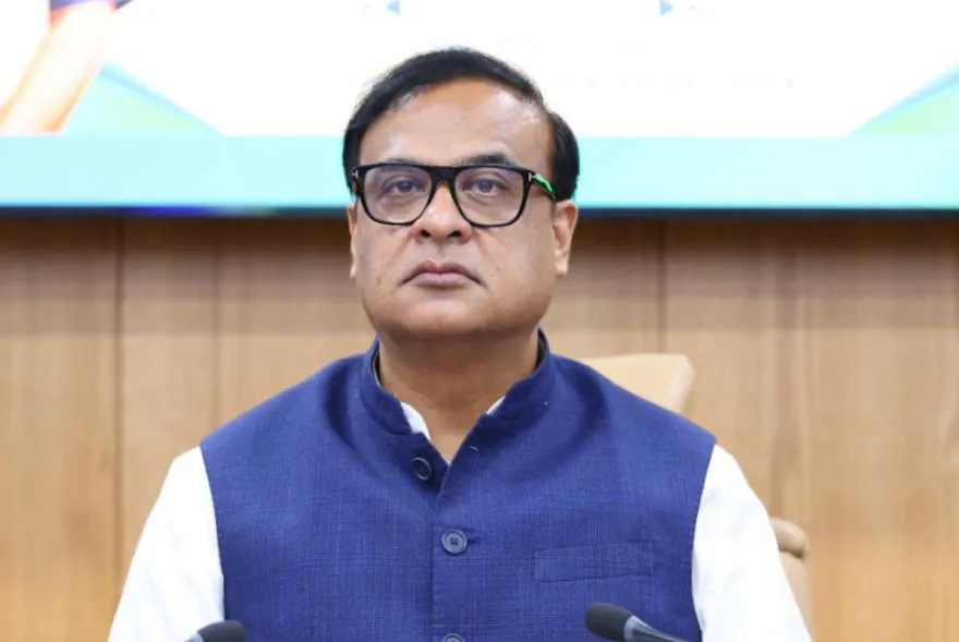 ৰাজ্যৰ শিক্ষা ব্যৱস্থাৰৱ আমূল পৰিৱৰ্তনক লৈ মুখ্যমন্ত্ৰীৰ গুৰুত্বপূৰ্ণ বৈঠক