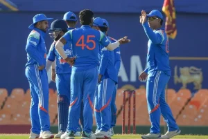 ঋতুৰাজৰ বিস্ফোৰক শতকৰ পিছত বলাৰৰ তাণ্ডৱ, ৰোমাঞ্চকৰ মেচত শ্ৰীলংকাক ধূলিস্যাৎ কৰিলে ভাৰতে