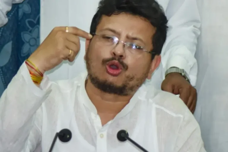ঋতব্ৰত বেনাৰ্জীয়েই থাকিব বিৰোধী দলপতিঃ উচ্চ ন্যায়ালয়ত মমতাৰ মুখথেকেচা!