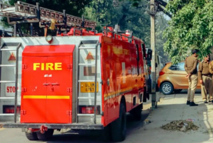 পুৱাই দেশ কঁপোৱা মৰ্মান্তিক ঘটনা, চিকিৎসালয়ৰ আই চি ইউত বিধ্বংসী অগ্নিকাণ্ড