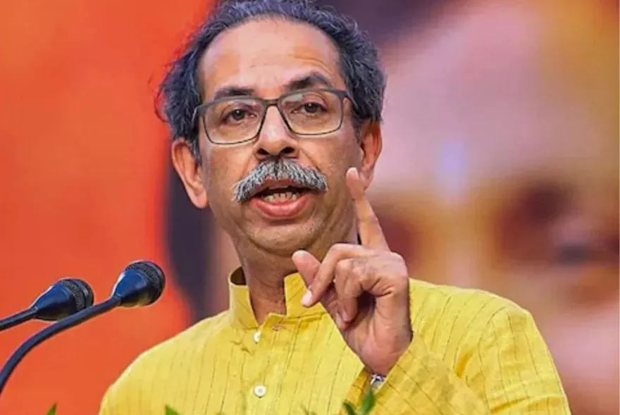 ‘মই এতিয়া লাজ অনুভৱ কৰিছো’; ছয়জন সাংসদৰ বিদ্ৰোহৰ পিছত প্ৰথমবাৰলৈ প্ৰতিক্ৰিয়া উদ্ধৱ থাকৰেৰ