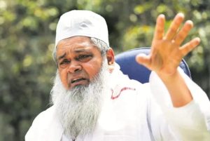 বানাক্ৰান্তলৈ বদৰুদ্দিন আজমলৰ ২ কোটি টকাৰ সাহায্য ঘোষণা