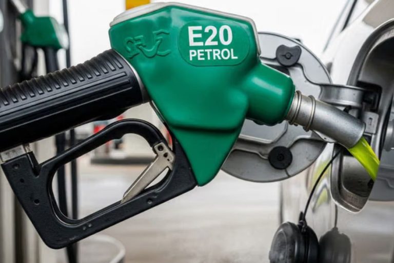 E20 ইন্ধনৰ ফলত ক্ষতিগ্ৰস্ত বাহন; গ্ৰাহক আদালতৰ ঐতিহাসিক ৰায়