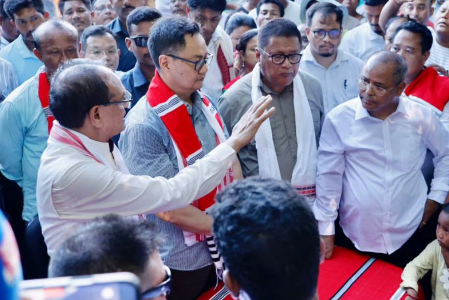 ধেমাজিত অবৰ্ণনীয় পৰিস্থিতি; বানাক্ৰান্তক কেন্দ্ৰীয় চৰকাৰৰ সাহায্যৰ আশ্বাস