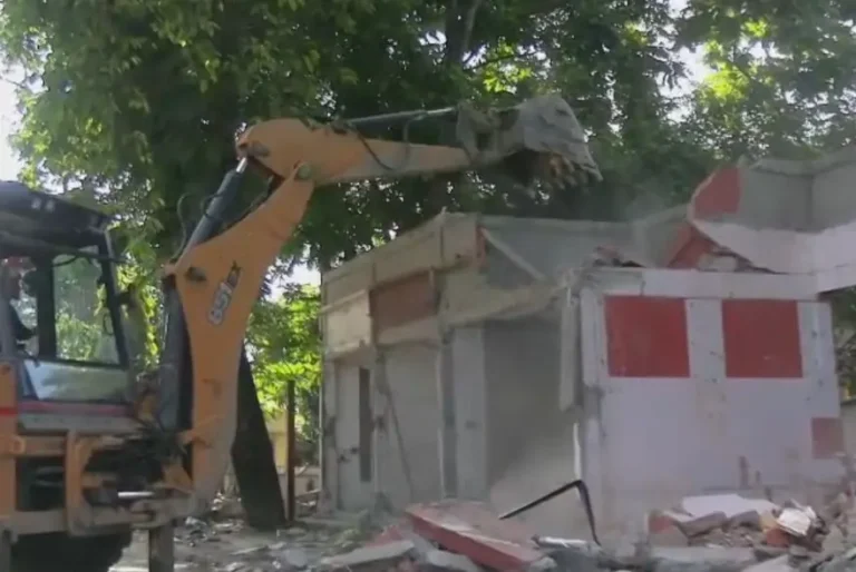 উচ্ছেদত কঁপি উঠিল কলগাছিয়া বজাৰ